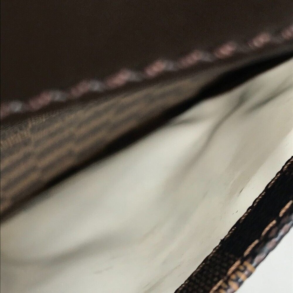 AUTHENTICITY GUARANTEED LOUIS VUITTON Damier Portello Pochette Shoulder Bag - Picture 13 of 16